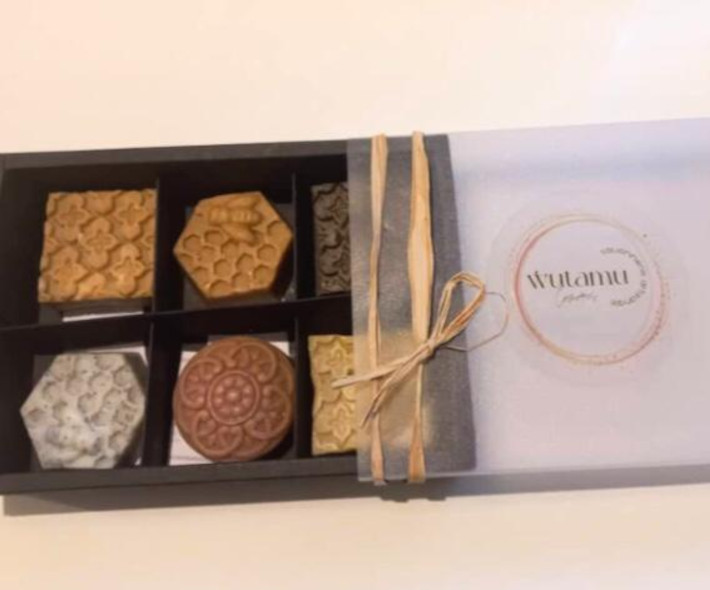 Box of 6 soaps in various fragrances