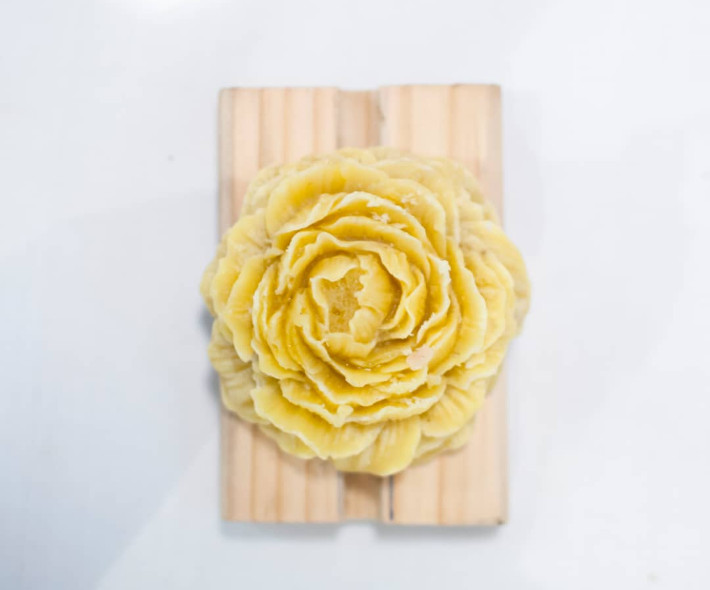 Flower-shaped scented handmade soap